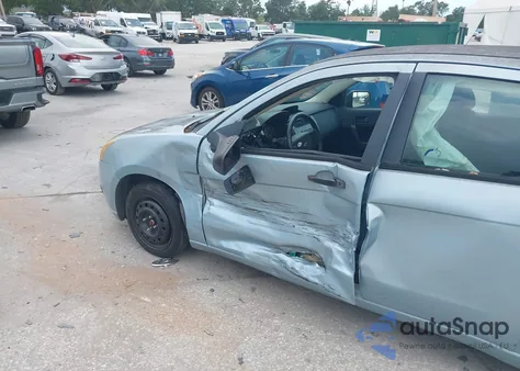 2009 Ford Focus Se z USA, uszkodzony, nr VIN 1FAHP35N09W122460